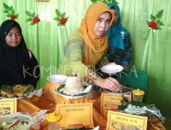 Buka Stand Bazar MTQ I Siantan Utara, Heryana Tertarik Aneka Makanan Pisang