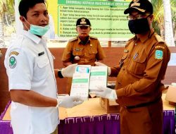 Upaya Pencegahan Covid-19 Dimaksimalkan, Kades Impul Wajibkan Warga Cek Suhu Tubuh.