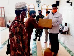 Monitoring Posko Covid -19 di Jemaja Barat, Bupati Salurkan Bantuan untuk Masjid.