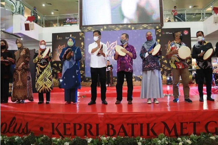 Wali Kota Batam Dorong Batik Batam dan Kepri Terus Berkembang dan Bersaing