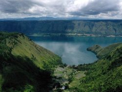 Menteri Sandiaga Ungkap Banyak Investor Tertarik Berinvestasi di Danau Toba