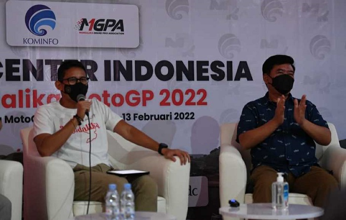 Menparekraf Sandiaga Uno dan Hadi Tjahjanto Resmikan Penggunaan Media Center MotoGP 2022