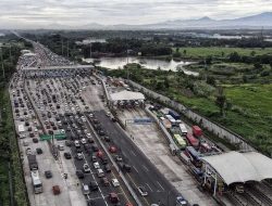 Ribuan Kendaraan Tinggalkan Jabodetabek, Volume Lalin Pemudik Meningkat Signifikan Mulai Hari Ini