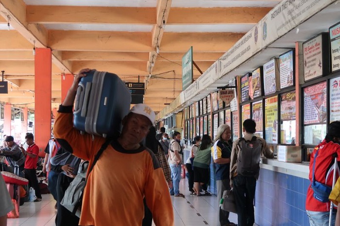 Sejumlah Pemudik Minta Pemerintah Perhatikan Kelancaran Arus Lalin ke Jakarta