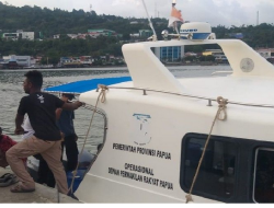 Perahu Motor DPR Papua Bawa 8 Penumpang Hilang Kontak di Perairan Kepulauan Yapen