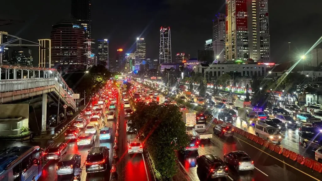 Hujan Deras Guyur Jakarta Tol Dalkot Gatsu Macet Parah Saat Pulang Kerja