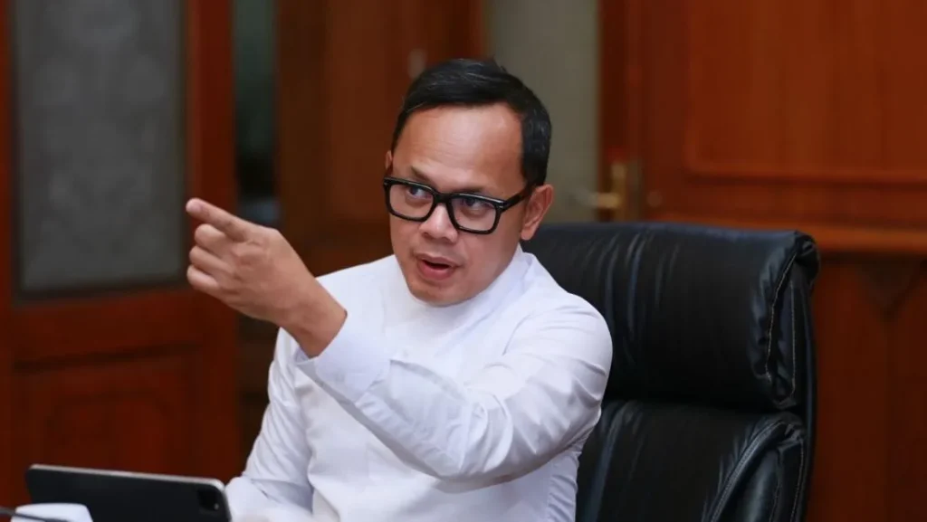Kpk Tetapkan Bupati Pati Sudewo Tersangka Jual Beli Jabatan Kemendagri Ingatkan Kepala Daerah