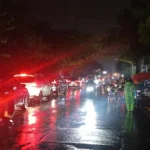 Banjir Rendam Jalur Pantura Pasuruan Malam Ini Lalu Lintas Lumpuh Total