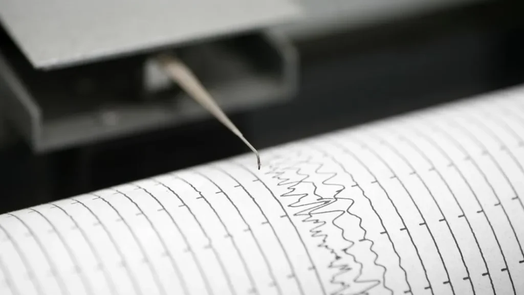 Gempa M 33 Guncang Blitar Jawa Timur