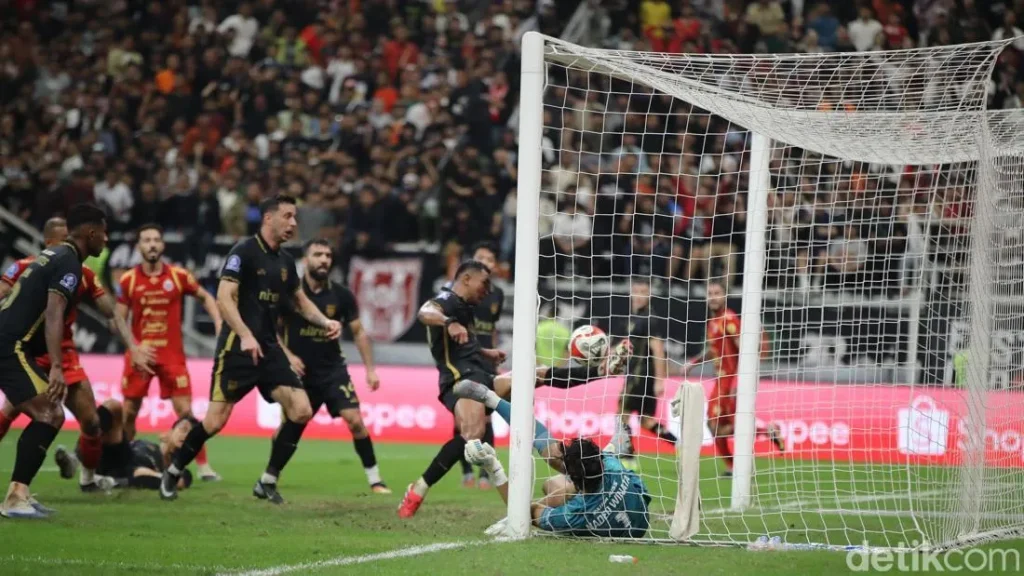 Persija Imbang Lawan Borneo Fc Pelatih Soroti Penyelesaian Akhir