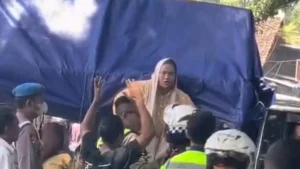 Viral Rombongan Wisatawan Di Anyer Terobos Jalur Ditutup Polda Banten Angkat Bicara