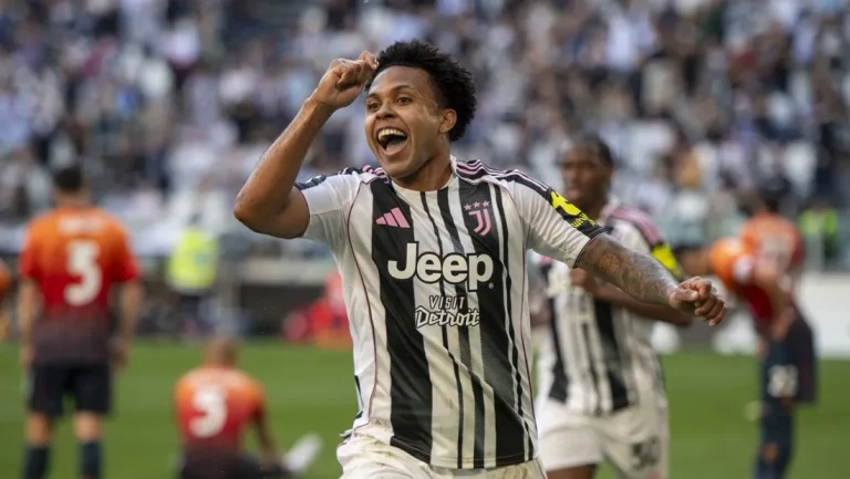 Juventus Sukses Tundukkan Genoa 2 0 Makin Dekat Empat Besar Liga Italia