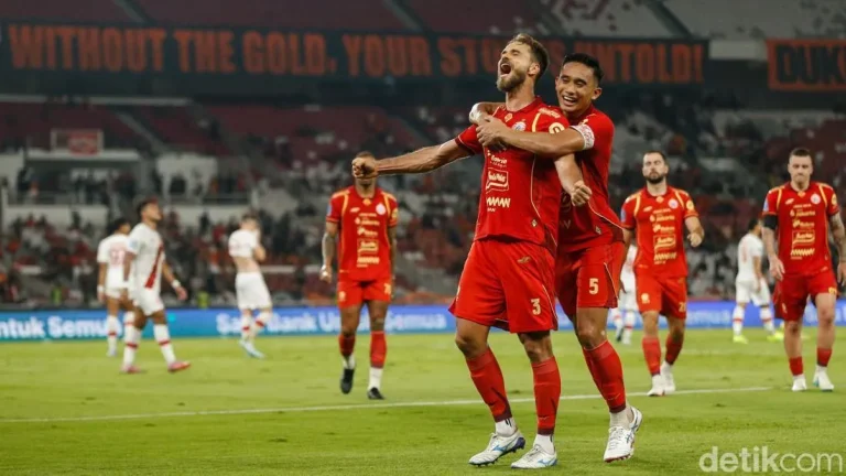 Persija Pesta Gol 4 0 Atas Persis Kemandulan Macan Kemayoran Terpecahkan