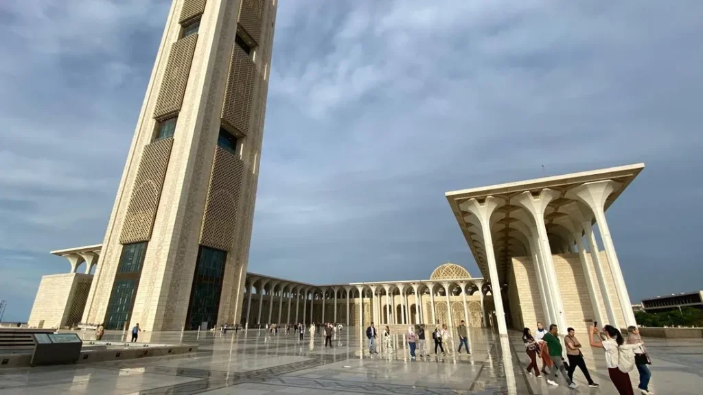 Djamaa El Djazair Masjid Terbesar Afrika Menaranya Tembus Langit Aljir