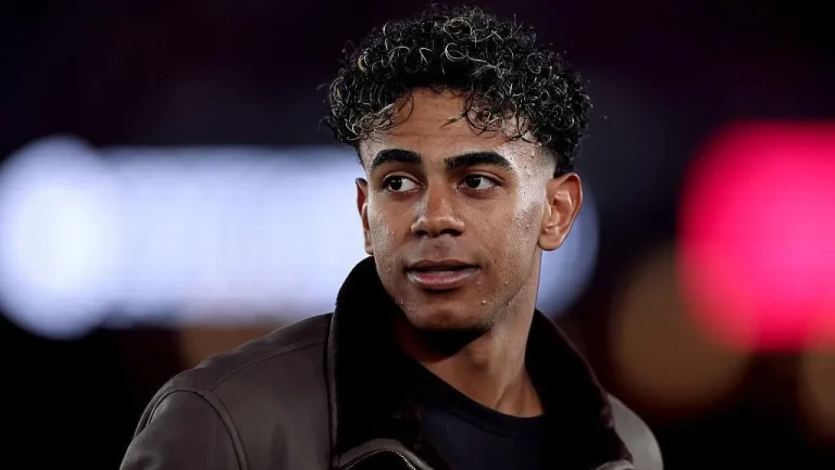 Lamine Yamal Tegaskan Takkan Sentuh Bola Sampai Piala Dunia